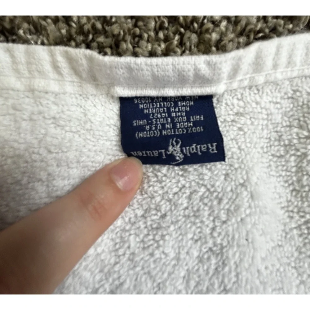 VINTAGE RALPH LAUREN RL POLO CLUB BLUE WHITE (1) LARGE BEACH TOWEL 34 X 68